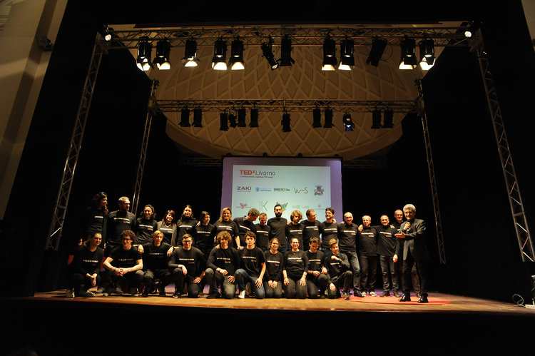 TEDxLivorno gruppo palco